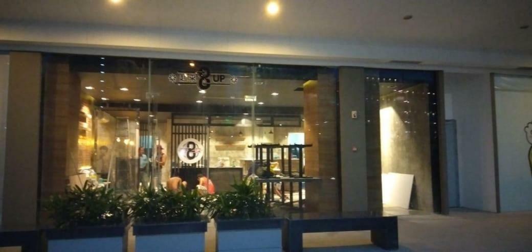Shore Residences Moa 마닐라 외부 사진